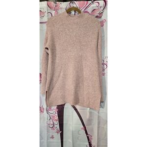 Old Navy Medium  Blush Pink Ribbed Knit Sweater